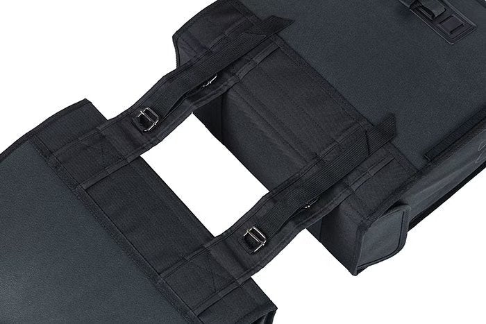Basil Tour XL Double Pannier Bag 35 Litres Black - Image 7