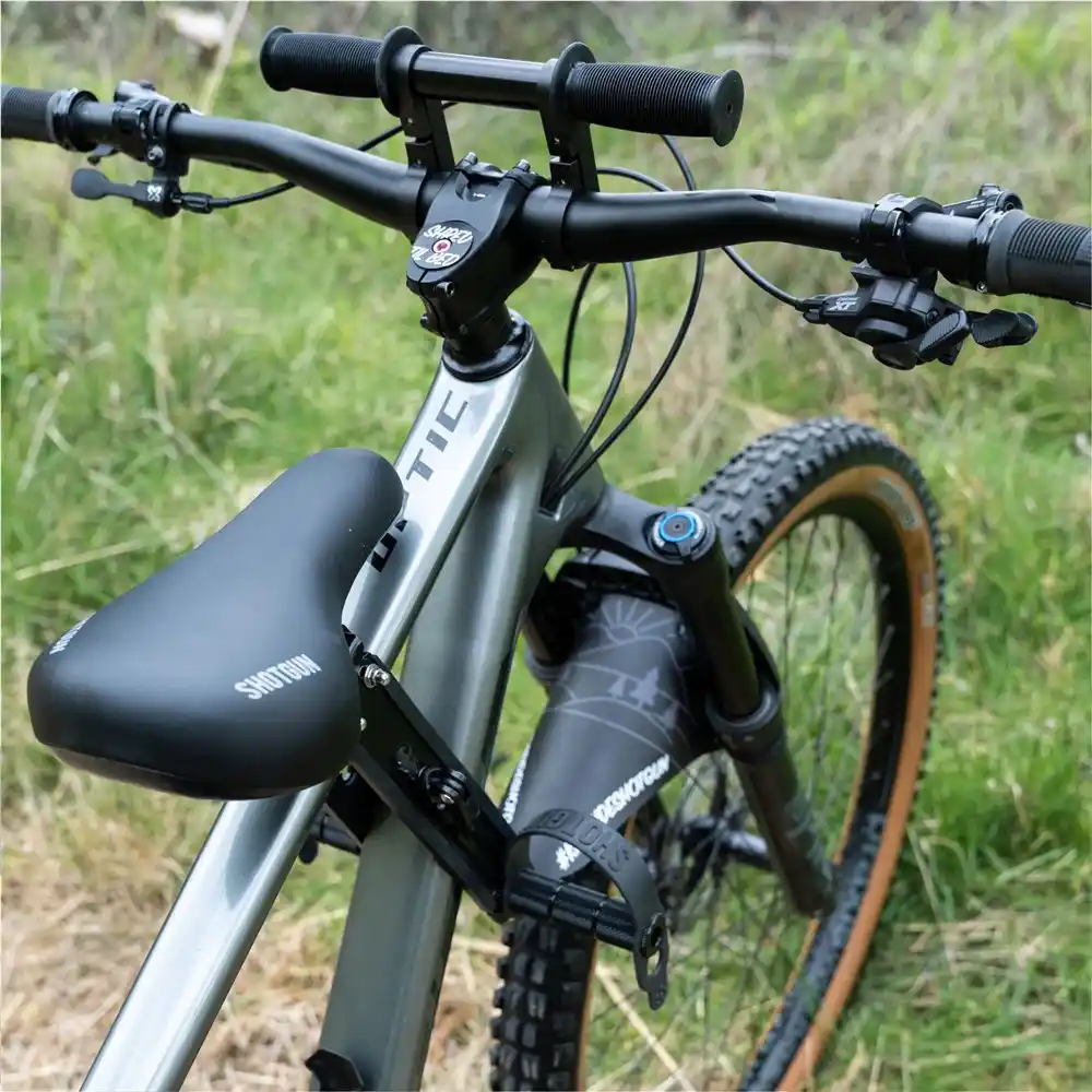 KIDS RIDE SHOTGUN SEAT HANDLEBAR COMBO BLACK - Image 4