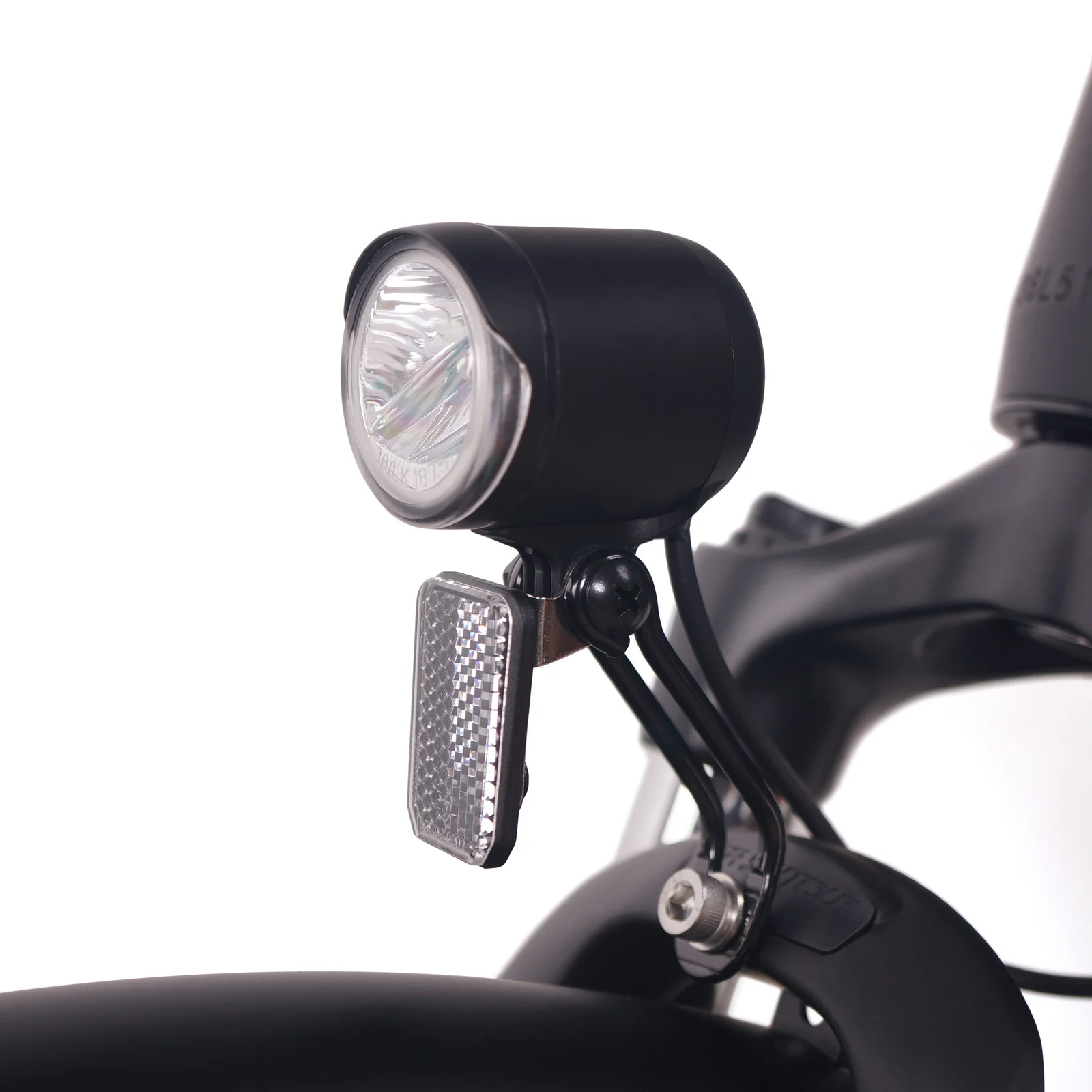 NCM T3 Trekking E-Bike, 250W, 48V 12Ah 576Wh Battery, Hydraulic Brake [Black 28"] - Image 7