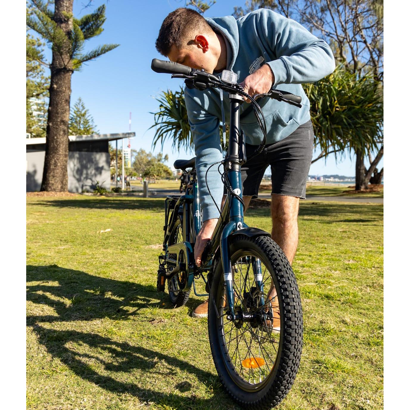 Pedal Derby Electric Folding Bike - Image 11
