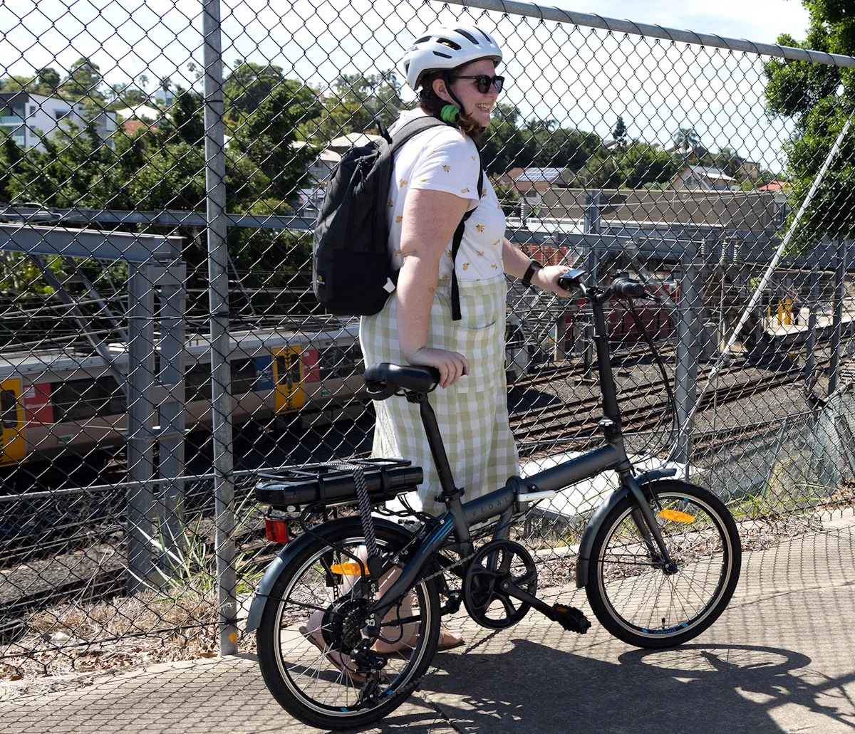 Pedal Dynamo 3 Electric Folding Bike Charcoal - Image 6