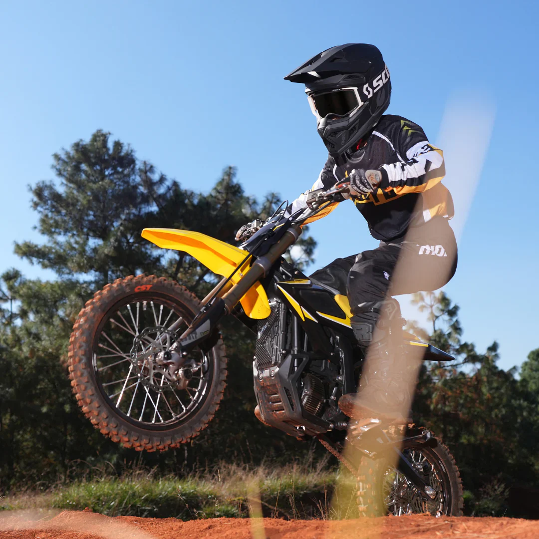 SurRon Hyper Bee Youth Off Road Motorbike - Image 5