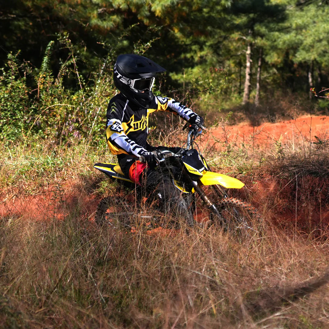 SurRon Hyper Bee Youth Off Road Motorbike - Image 6