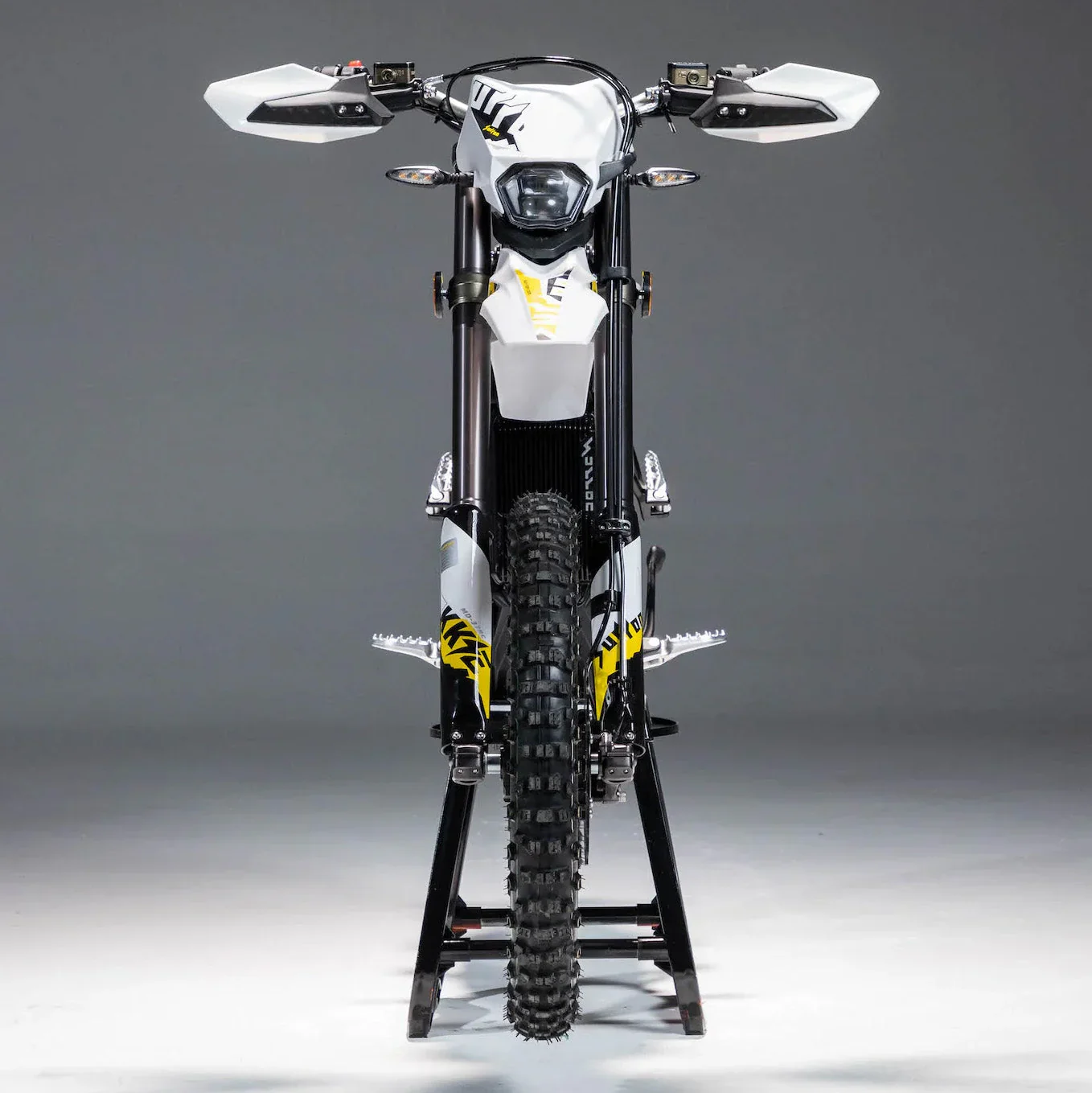 Sur-Ron Ultra Bee Road Electric Dirt Bike - Image 7