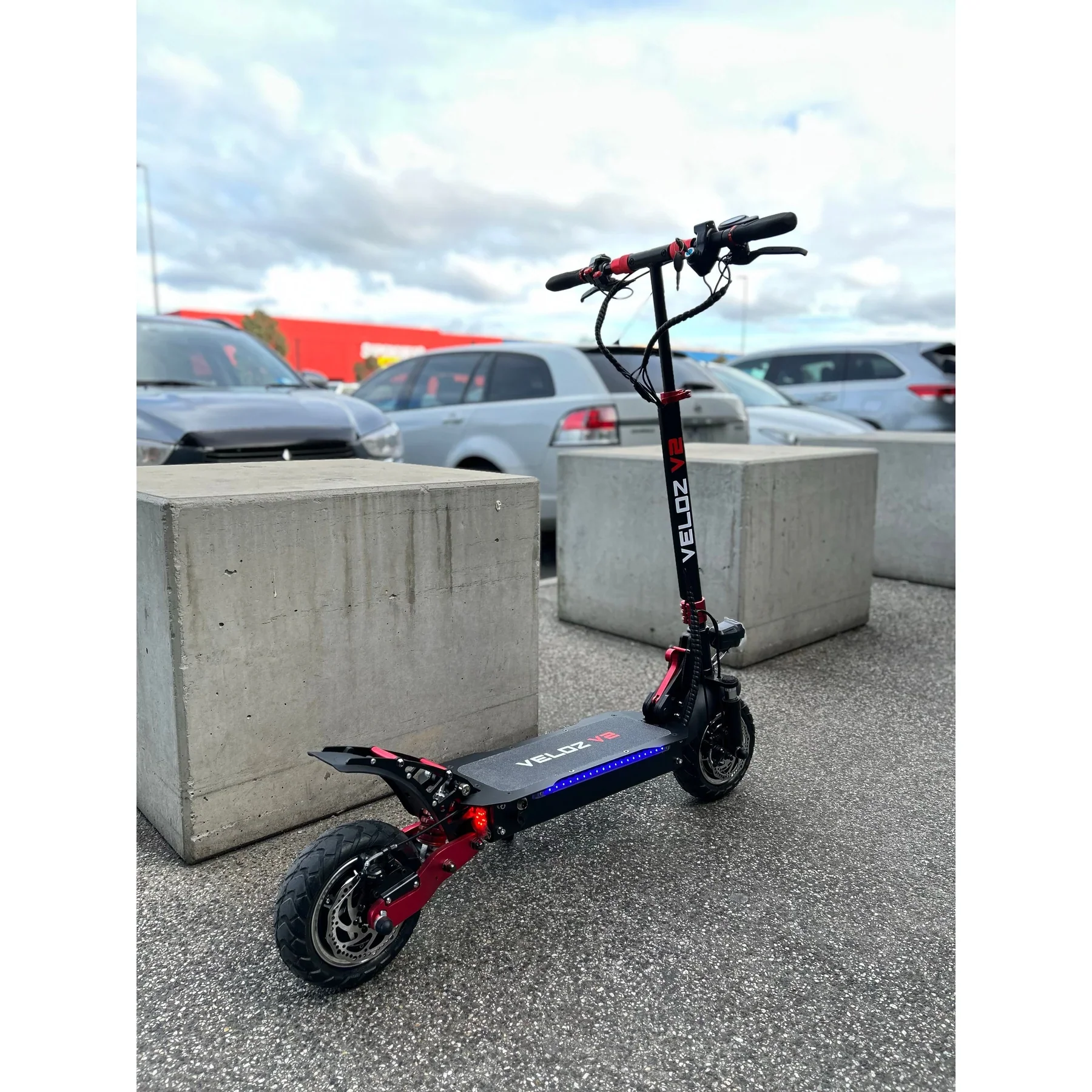 VELOZ V2 Electric Scooter Dual Motor 2400W Keylock + Puncture Proof Tyres + App - Image 18