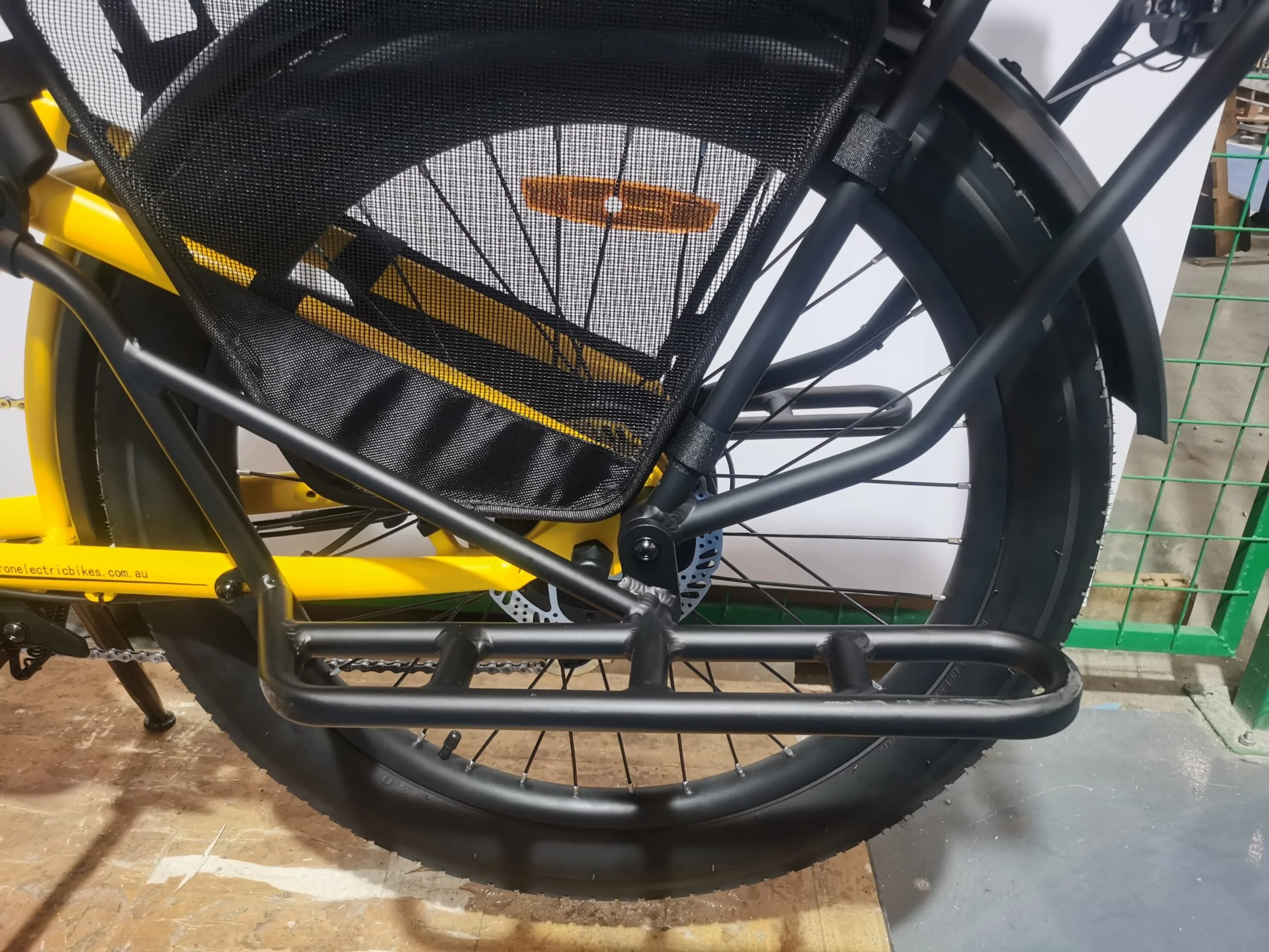 Vyron Hauler Cargo Ebike - Image 6